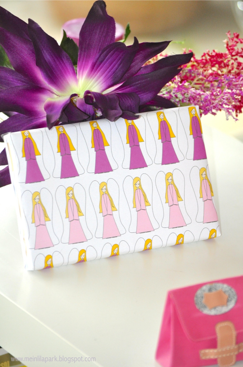 Free Printable Angel Pattern Paper Ausdruckbares Geschenkpapier 